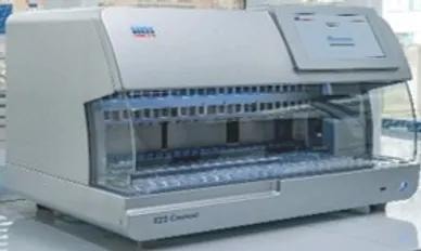 QIAGEN EZ2 Connect automated nucleic acid extraction instrument